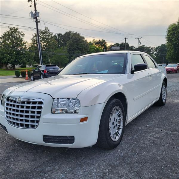 Chrysler 300 Base 2006
