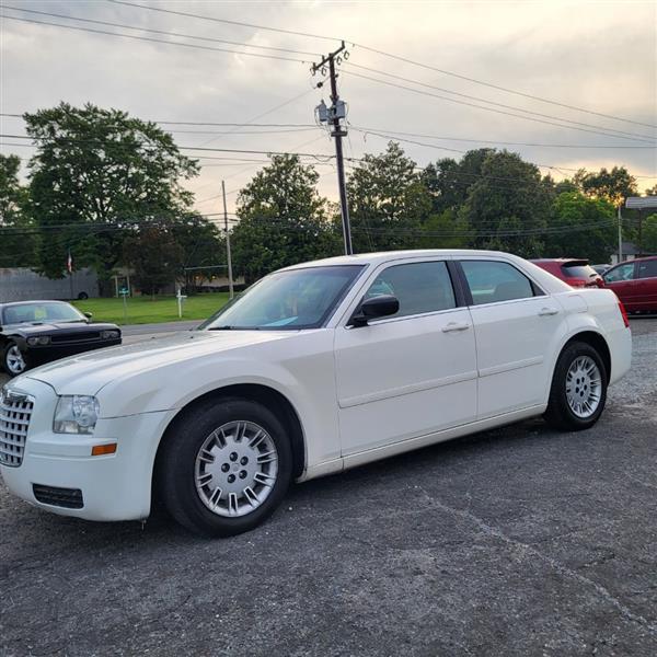 Chrysler 300 Base 2006