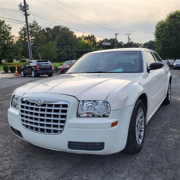 Chrysler 300 Base 2006