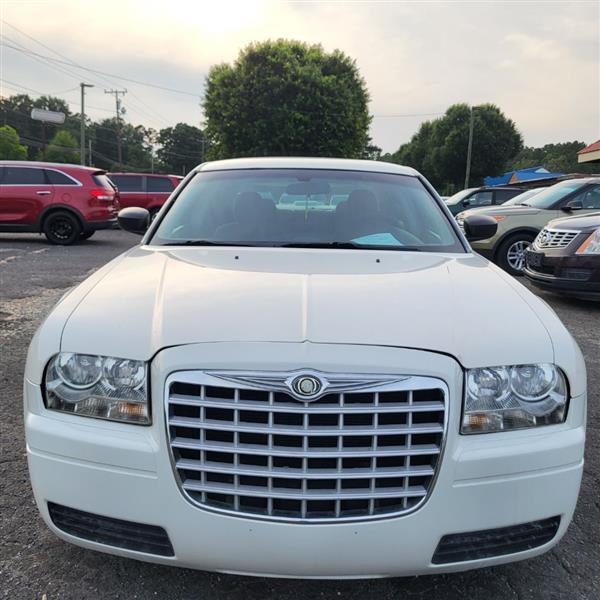 Chrysler 300 Base 2006