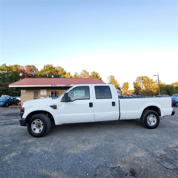 Ford F-250 SD XL Crew Cab 2WD 2008