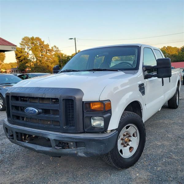 Ford F-250 SD XL Crew Cab 2WD 2008