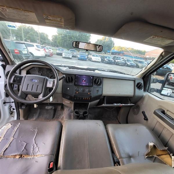 Ford F-250 SD XL Crew Cab 2WD 2008