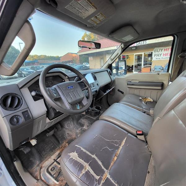 Ford F-250 SD XL Crew Cab 2WD 2008