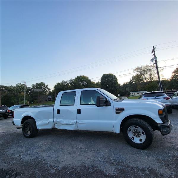 Ford F-250 SD XL Crew Cab 2WD 2008
