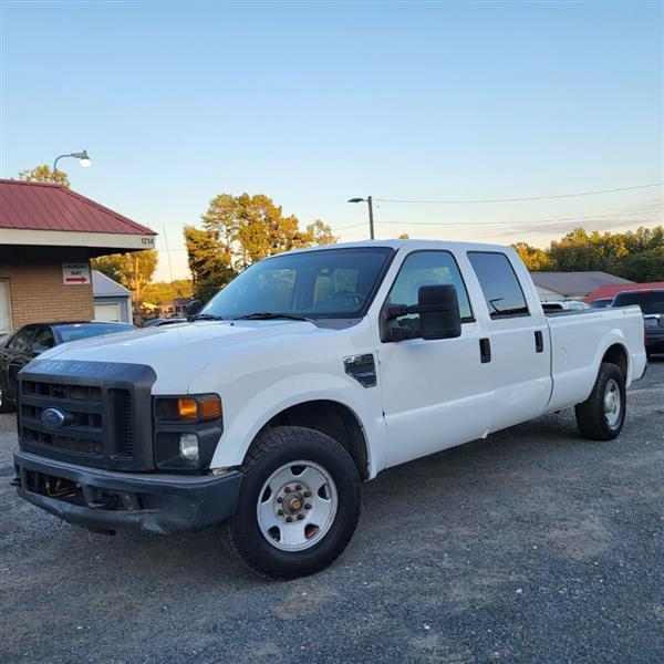 Ford F-250 SD XL Crew Cab 2WD 2008