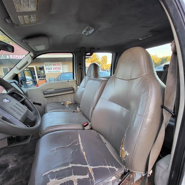 Ford F-250 SD XL Crew Cab 2WD 2008