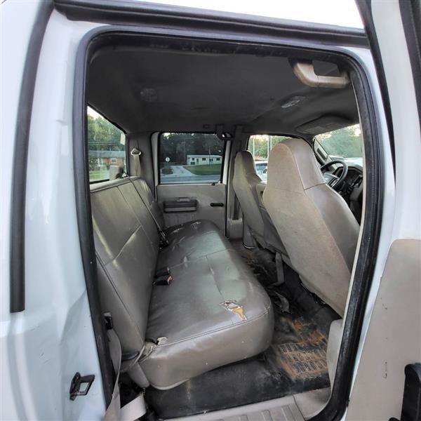 Ford F-250 SD XL Crew Cab 2WD 2008