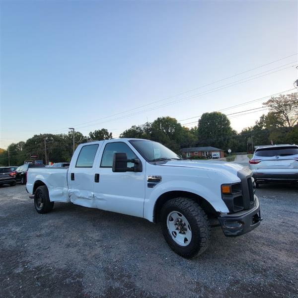 Ford F-250 SD XL Crew Cab 2WD 2008