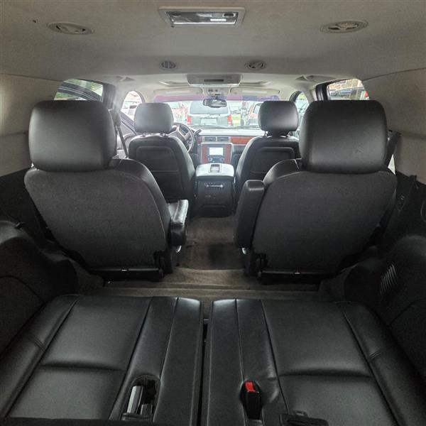 Chevrolet Tahoe LTZ 4WD 2012