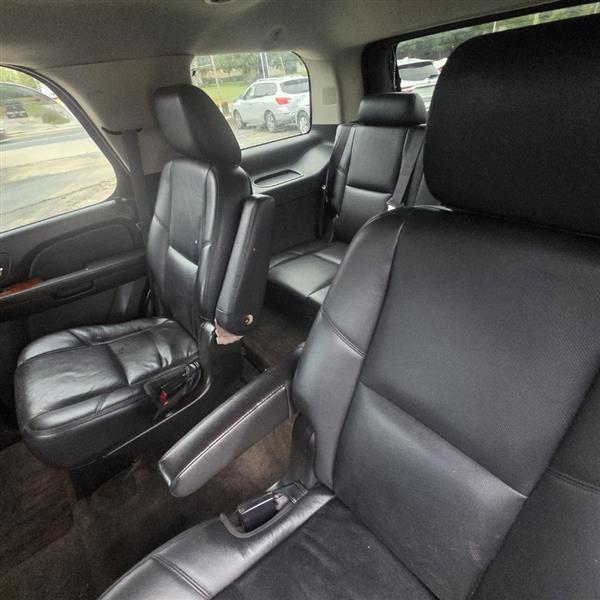 Chevrolet Tahoe LTZ 4WD 2012