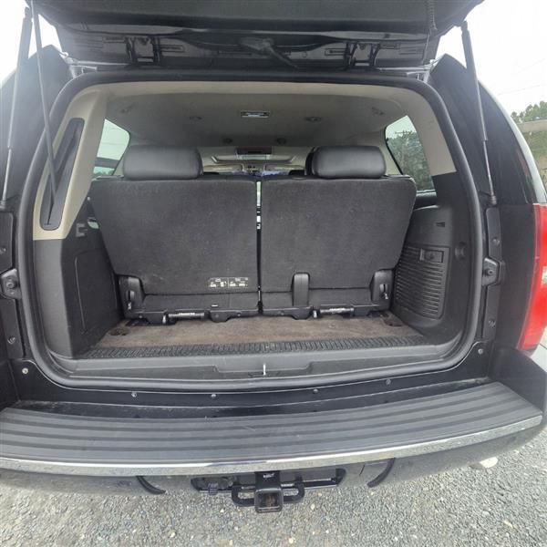 Chevrolet Tahoe LTZ 4WD 2012