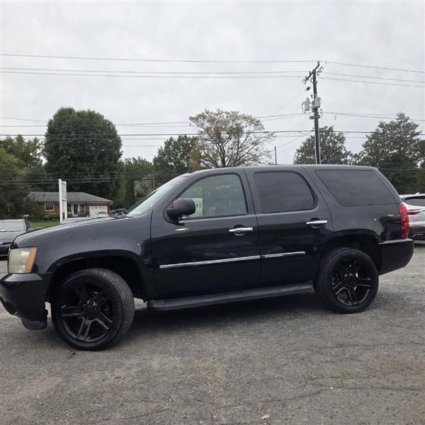 Chevrolet Tahoe LTZ 4WD 2012