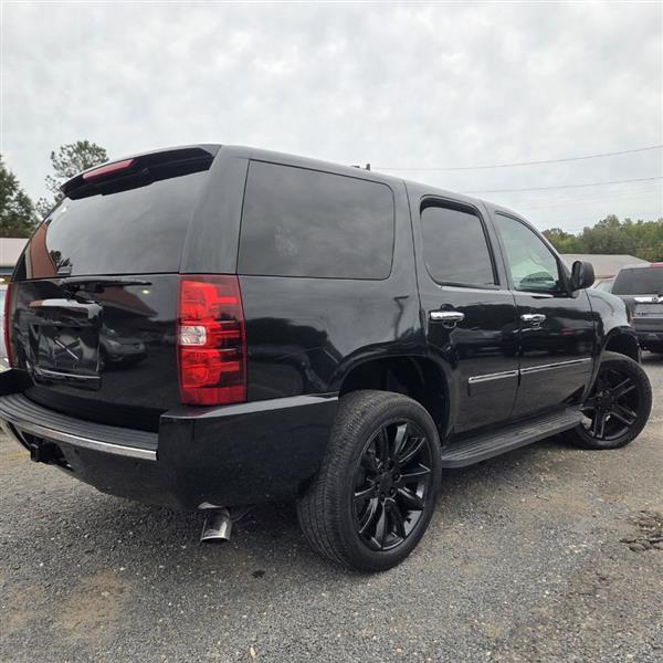 Chevrolet Tahoe LTZ 4WD 2012