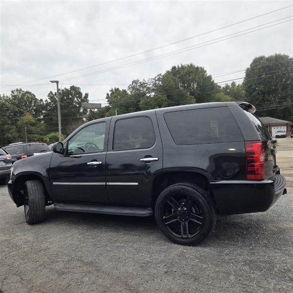 Chevrolet Tahoe LTZ 4WD 2012