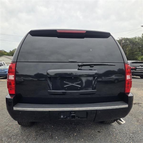 Chevrolet Tahoe LTZ 4WD 2012