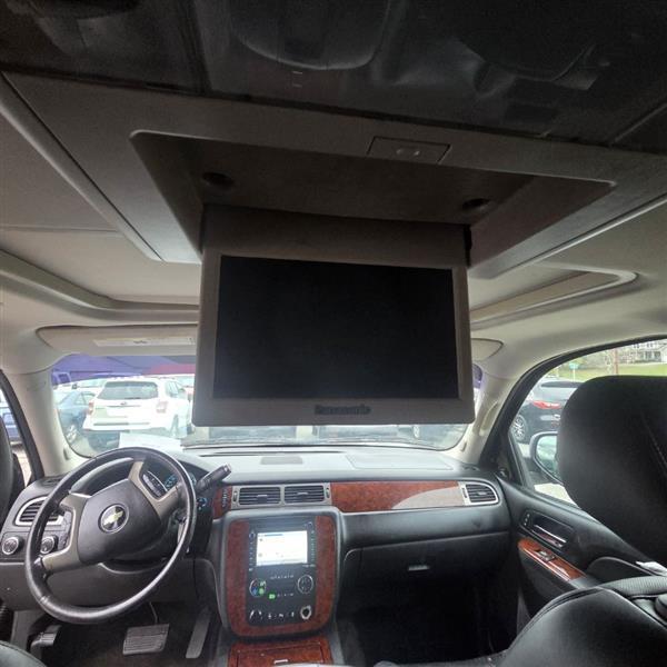 Chevrolet Tahoe LTZ 4WD 2012