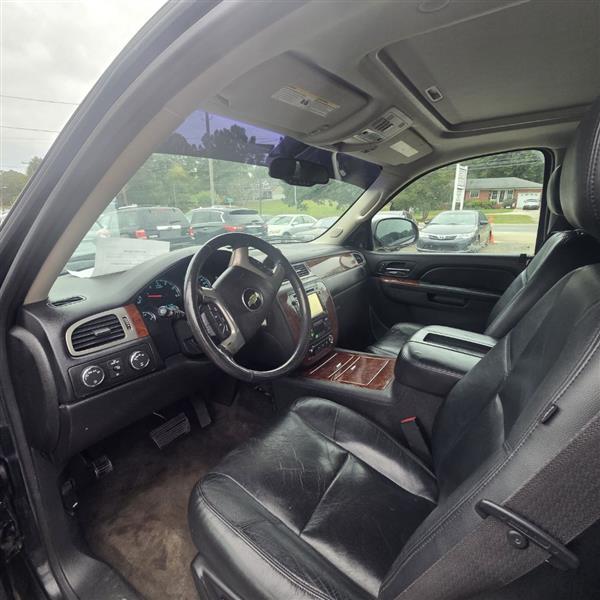 Chevrolet Tahoe LTZ 4WD 2012