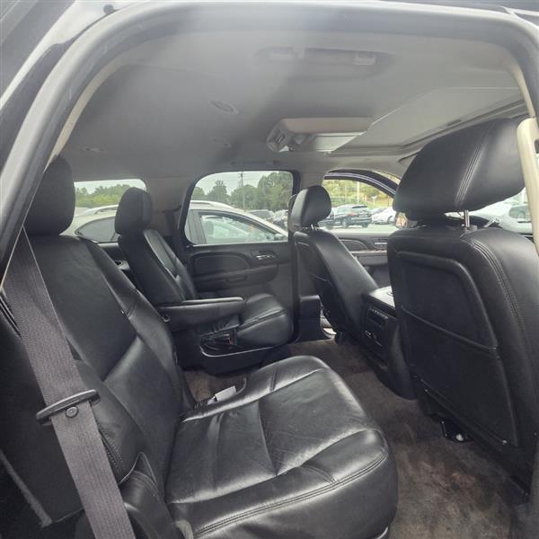 Chevrolet Tahoe LTZ 4WD 2012