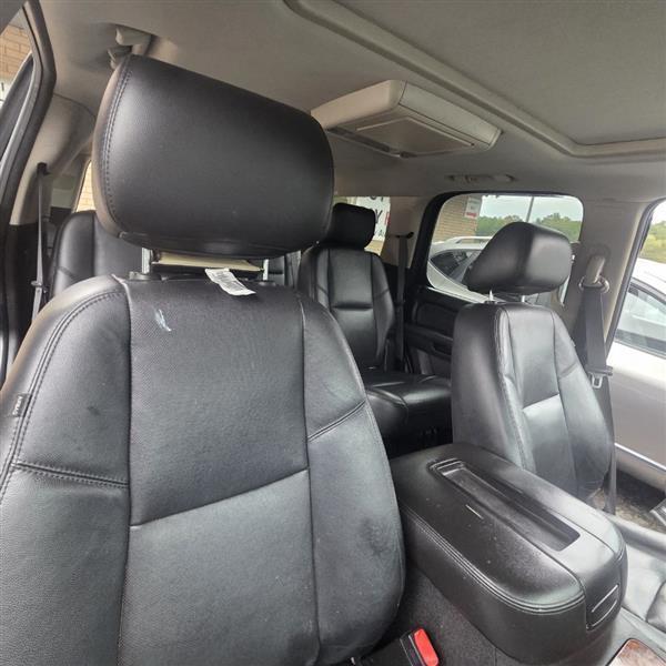 Chevrolet Tahoe LTZ 4WD 2012