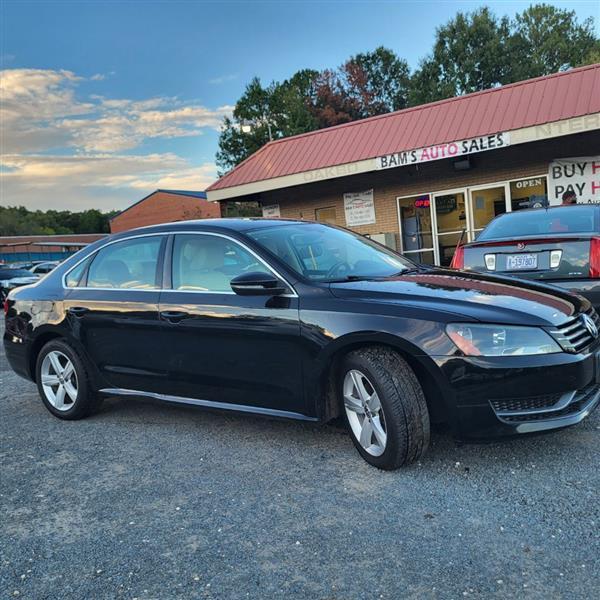 Volkswagen Passat 2.5L SE2 2012