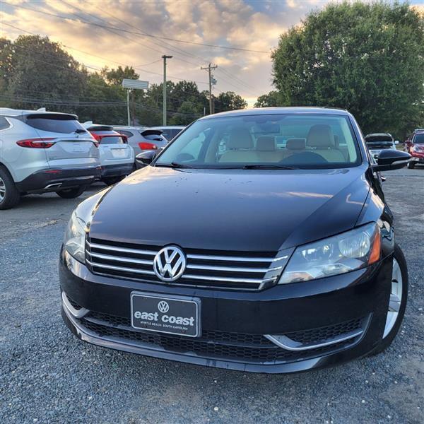 Volkswagen Passat 2.5L SE2 2012