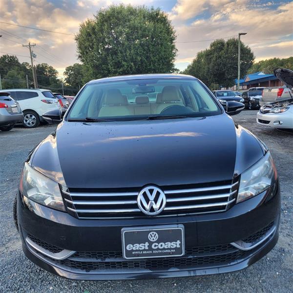 Volkswagen Passat 2.5L SE2 2012