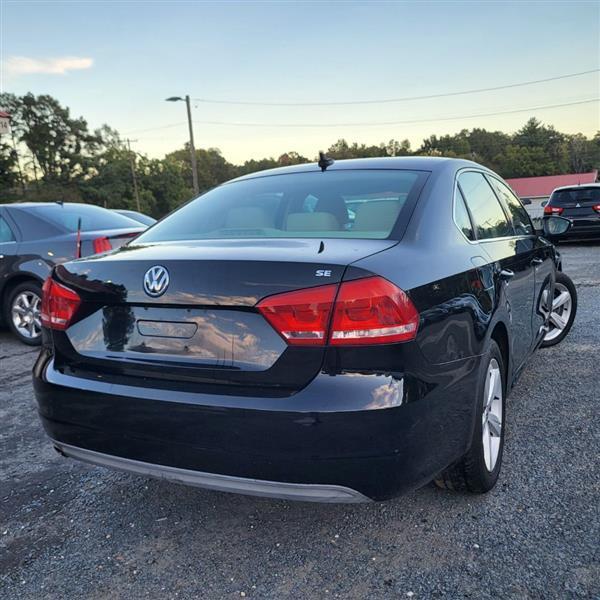 Volkswagen Passat 2.5L SE2 2012