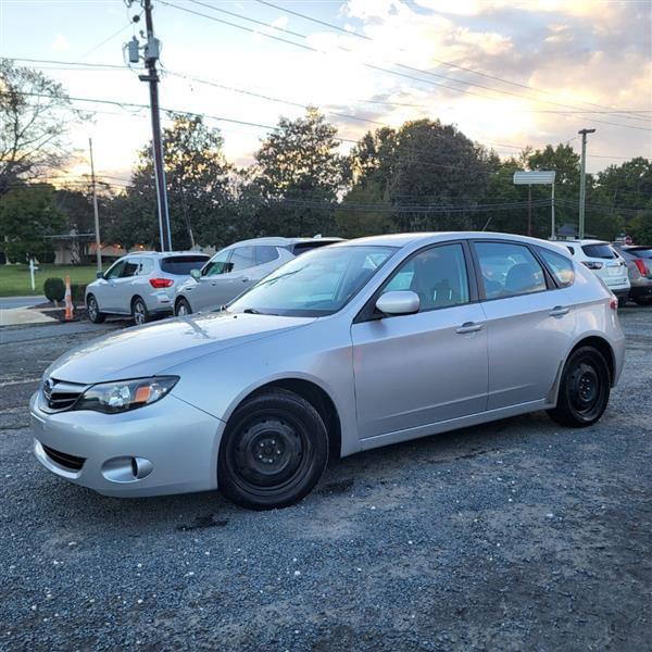 Subaru Impreza 2.5i 5-door 2011