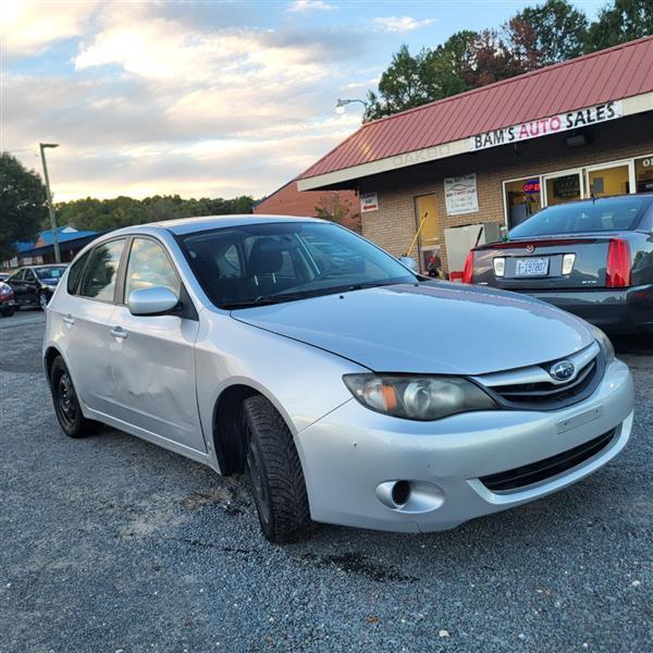 Subaru Impreza 2.5i 5-door 2011