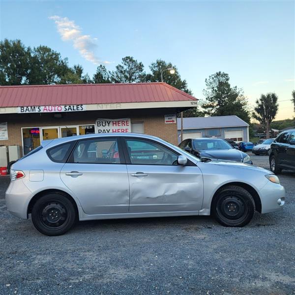 Subaru Impreza 2.5i 5-door 2011