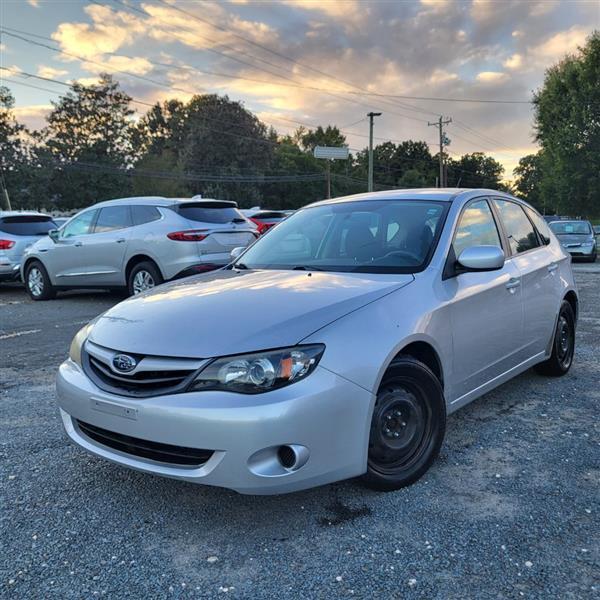Subaru Impreza 2.5i 5-door 2011