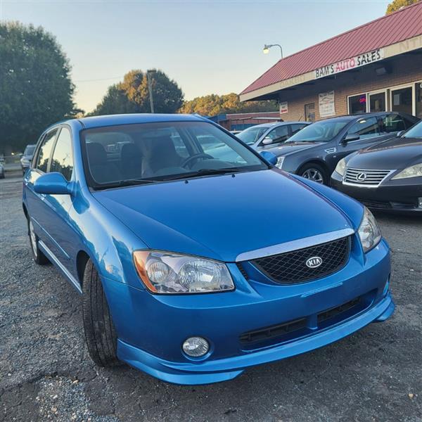 Kia Spectra5 Base 2005