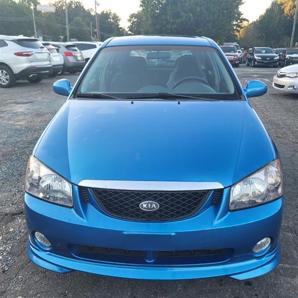Kia Spectra5 Base 2005