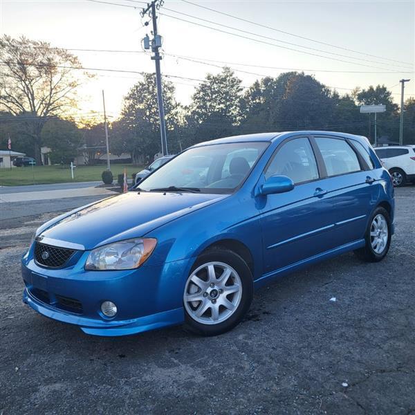 Kia Spectra5 Base 2005