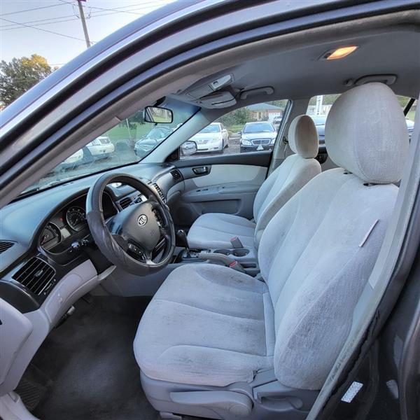 Kia Optima LX 2007