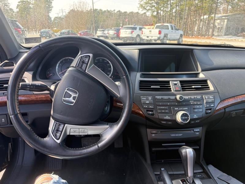 Honda Accord EX-L Sedan AT 2011