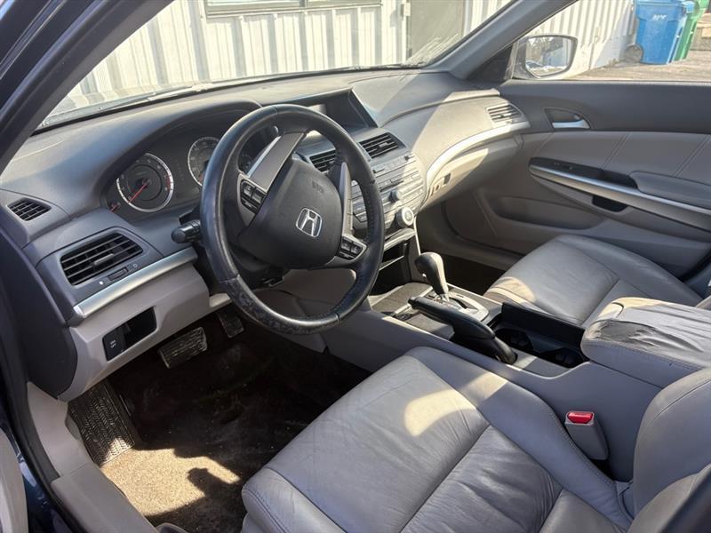 Honda Accord EX-L V-6 Sedan AT 2010