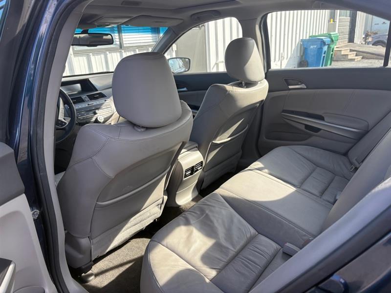 Honda Accord EX-L V-6 Sedan AT 2010