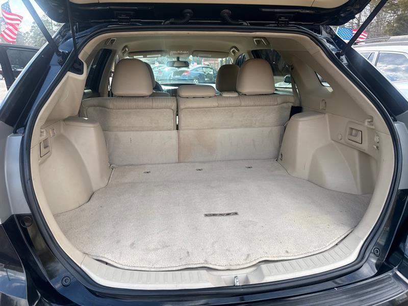 Toyota Venza LE I4 AWD 2012