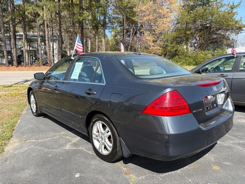 Honda Accord EX Sedan AT w/ Leather and XM Radio 2006