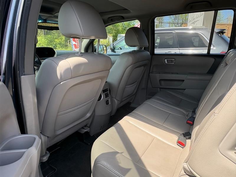 Honda Pilot EX-L 2WD 5-Spd AT 2012