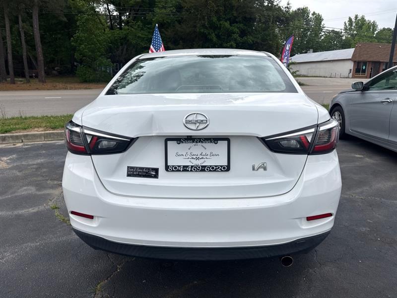 Scion iA 6A 2016