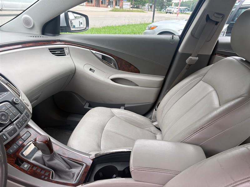 Buick LaCrosse CXL FWD 2011