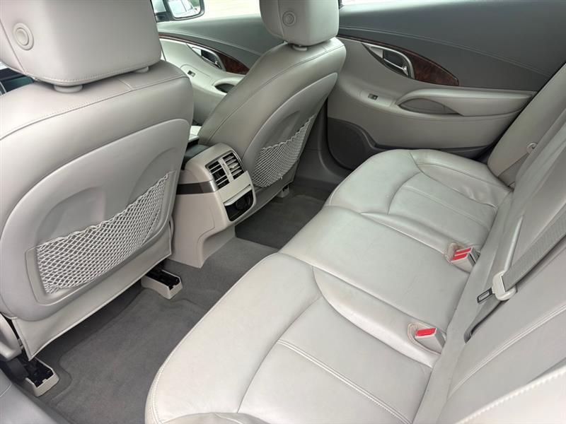 Buick LaCrosse CXL FWD 2011