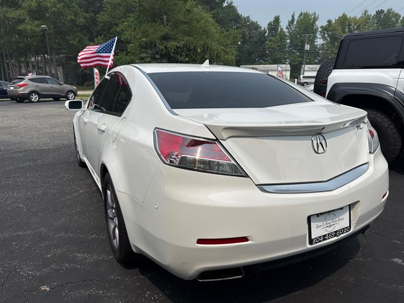 Acura TL 6-Speed AT with Tech Package and 18-In. WP 2013