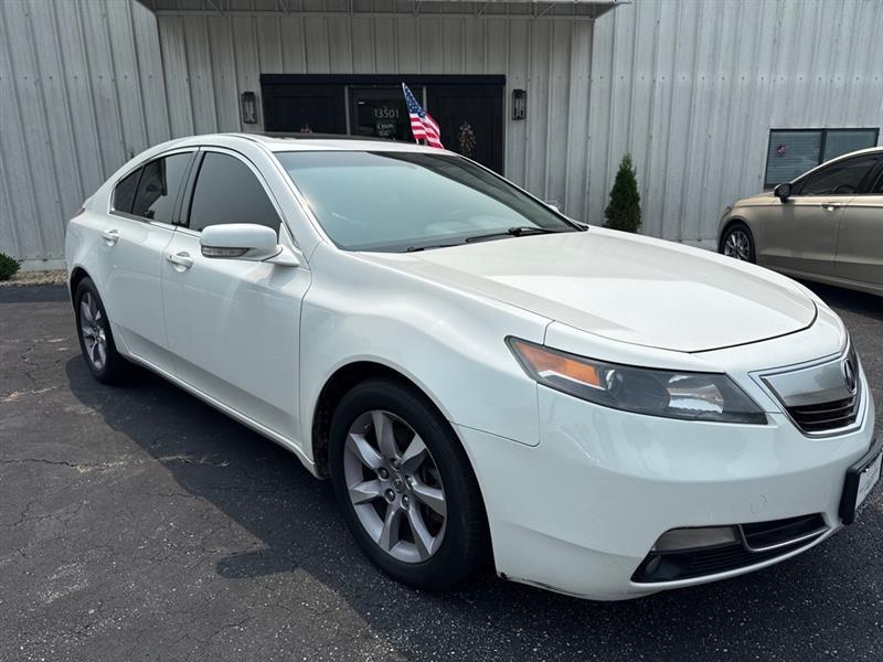 Acura TL 6-Speed AT with Tech Package and 18-In. WP 2013