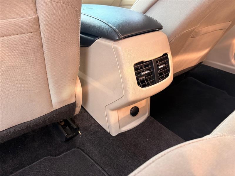 Ford Fusion SE 2017