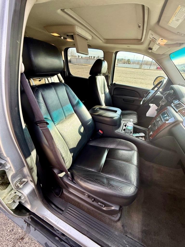 Chevrolet Suburban LTZ 1500 4WD 2013