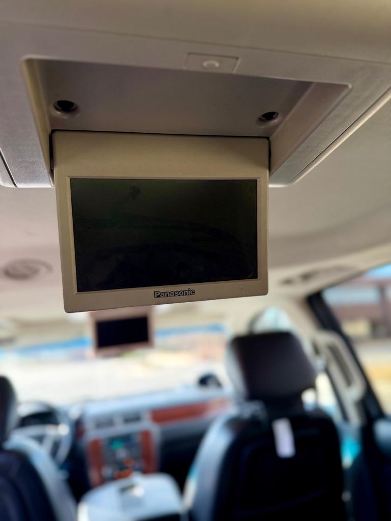 Chevrolet Suburban LTZ 1500 4WD 2013